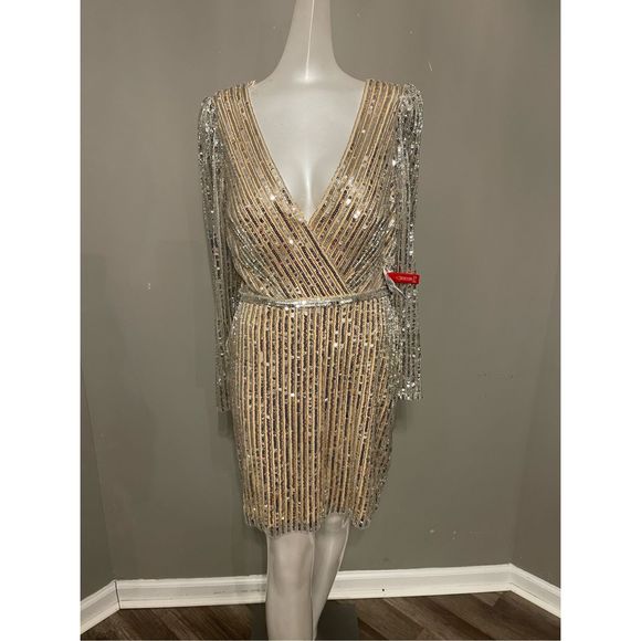 MAC DUGGAL LONG SLEEVE SEQUINED MINI DRESS - Picture 4 of 9